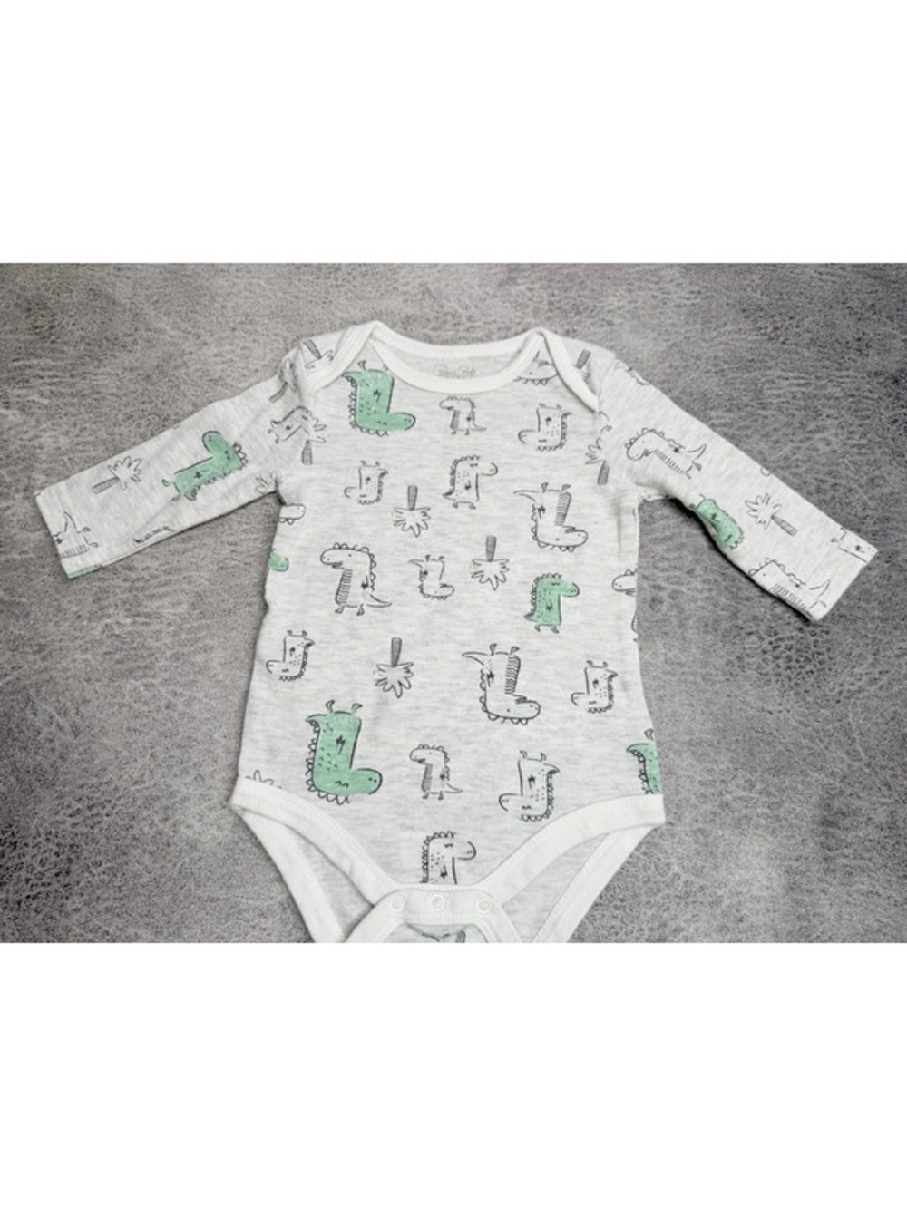 Rene Rofe Baby Dinosaur Bodysuit 6-9 Months Long Sleeve Green Dino Print